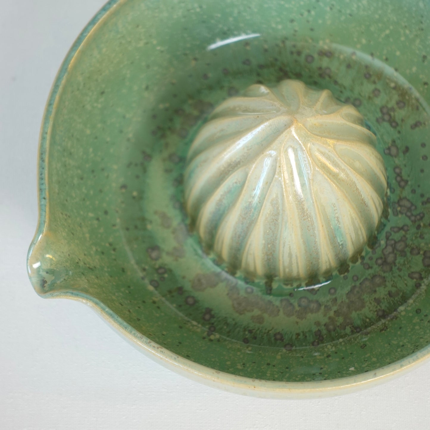 PEAR, citrus press