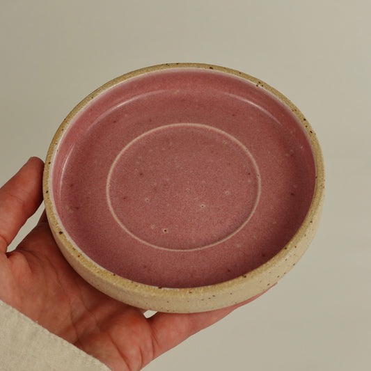 RIVAGE, yellow saucer