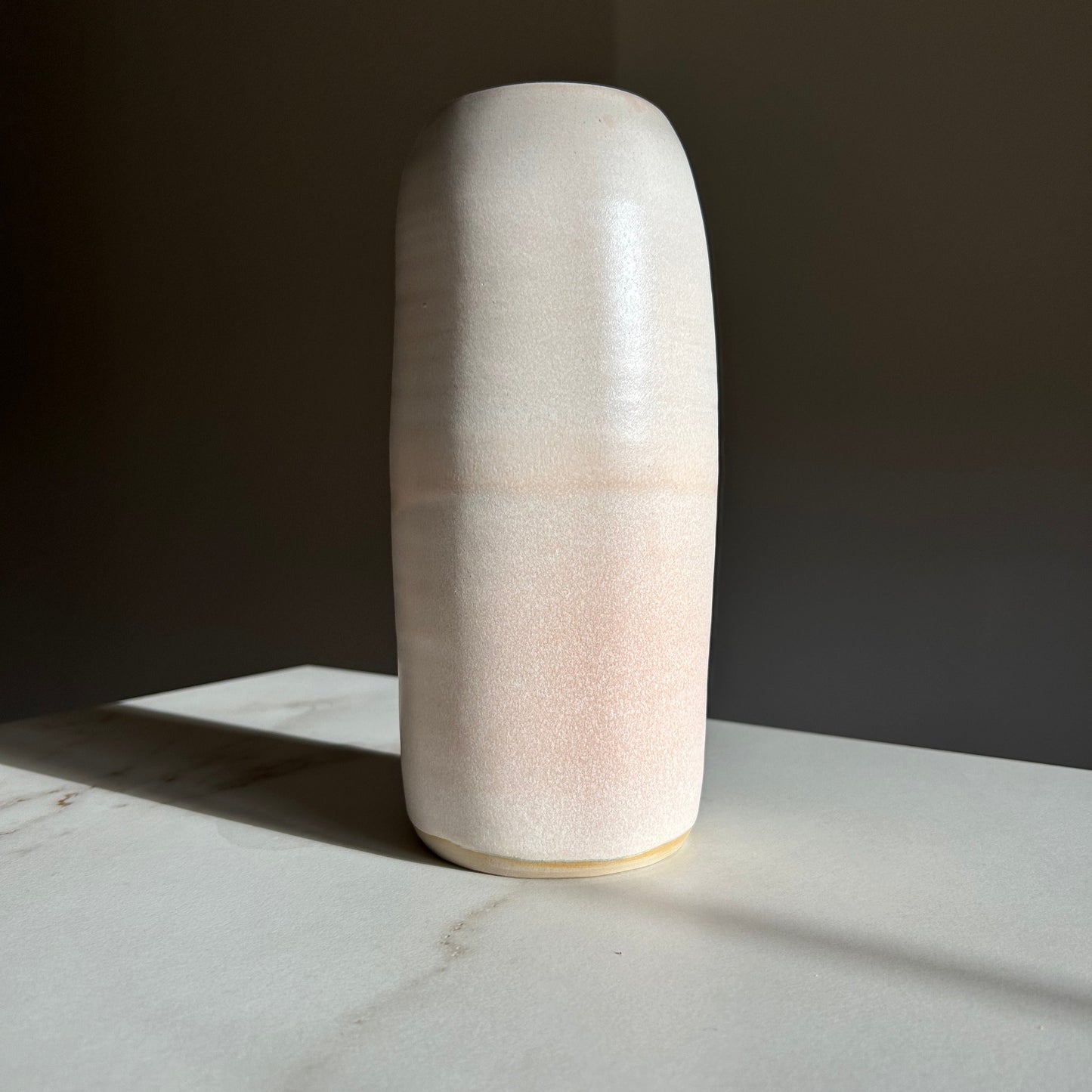 ELOAH, vase