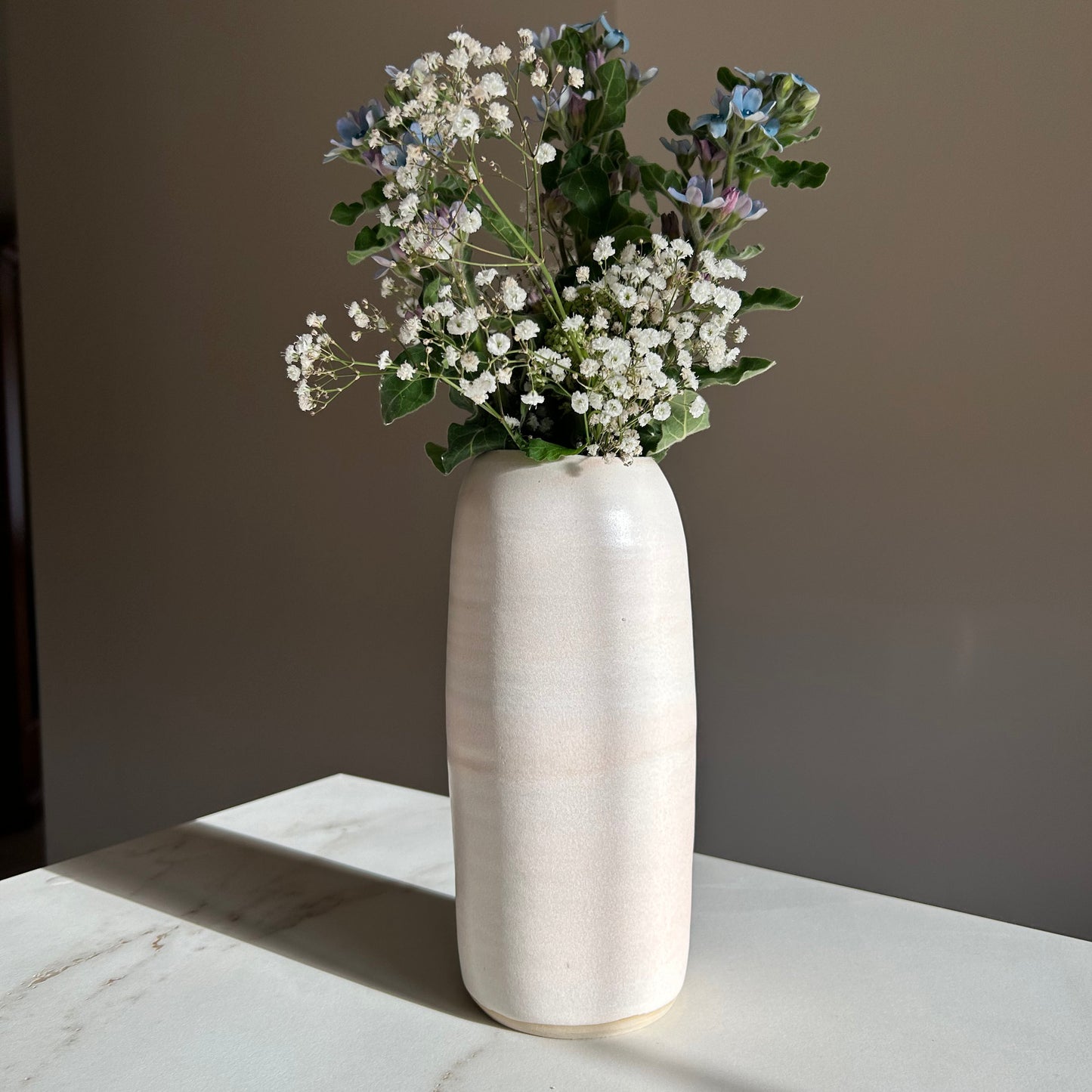 ELOAH, vase