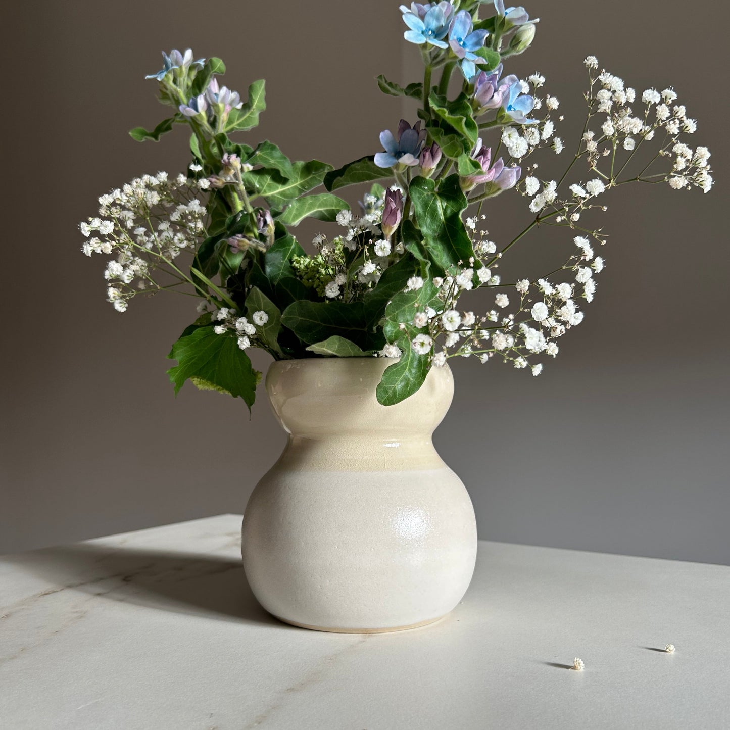 ROSE, vase