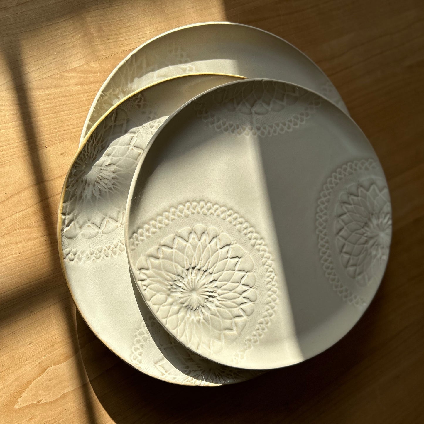 DENTELLE, plat de présentation 34cm