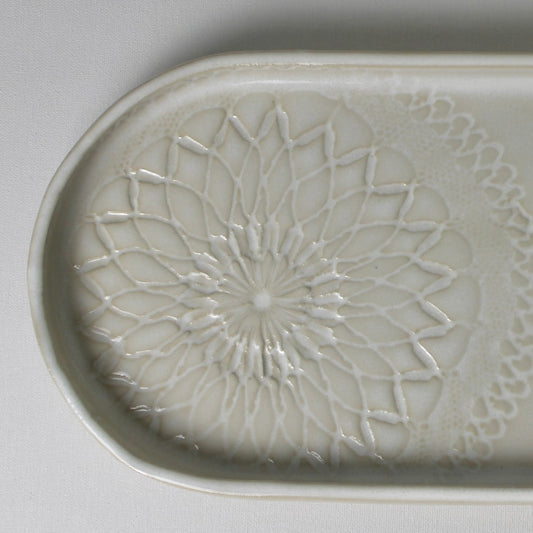 DENTELLE, plat de présentation ovale