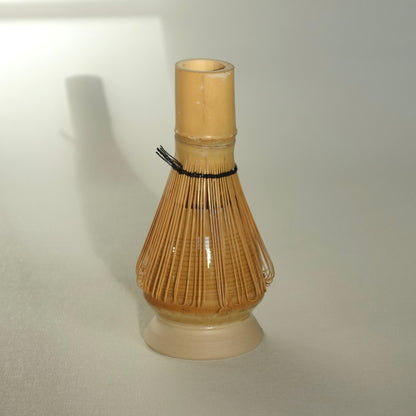 Support pour fouet en bambou ocre