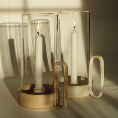 Bougeoir blanc avec verre soufflé