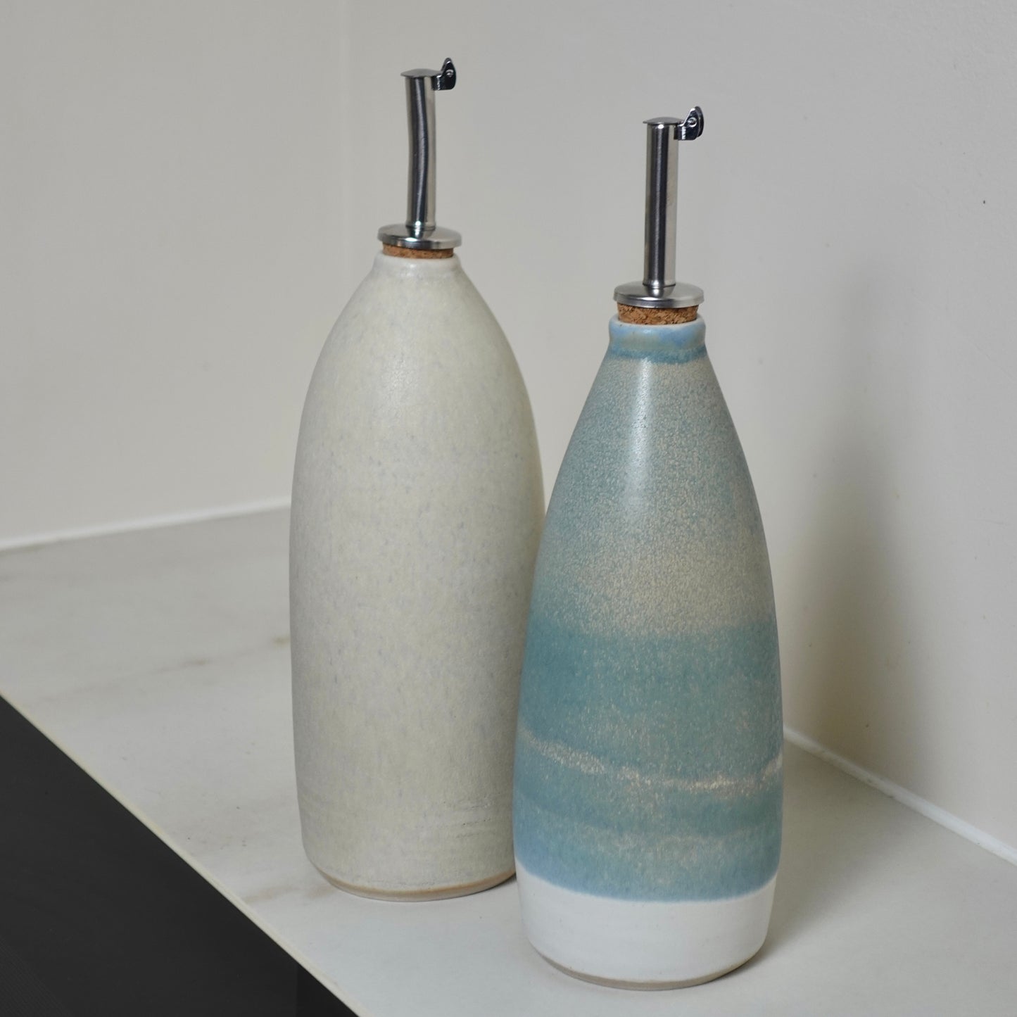 Bouteille d'huile bleue