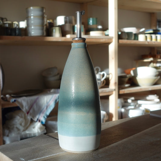 Bouteille d'huile bleue