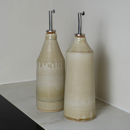 Bouteille d'huile beige