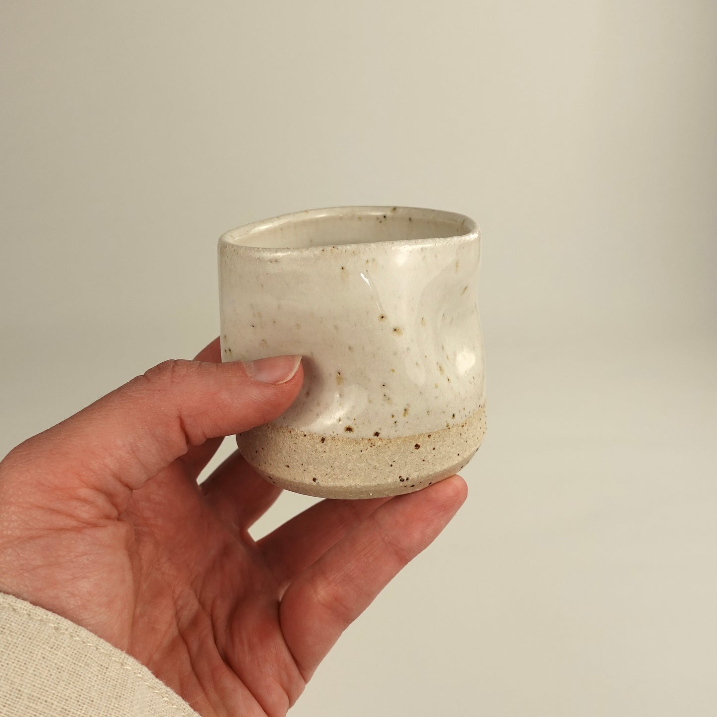 RIVAGE, yellow handleless cup