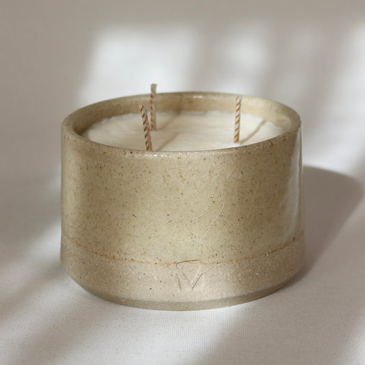 LOANE, candle