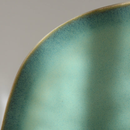 Asymmetrical appetizer dish